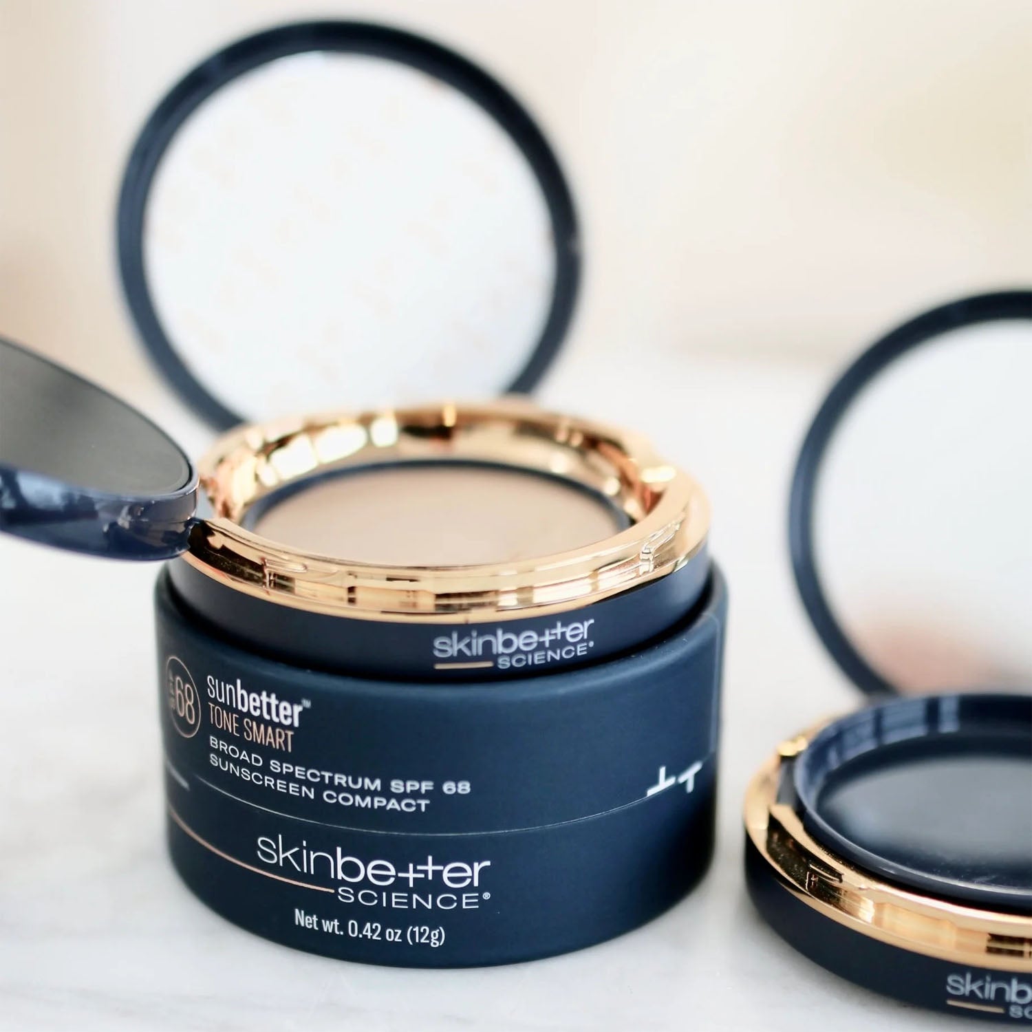 skinbetter SunBetter TONE SMART SPF 68 Compact